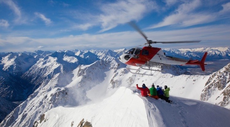 GUIDED NZ HELISKIING TOUR